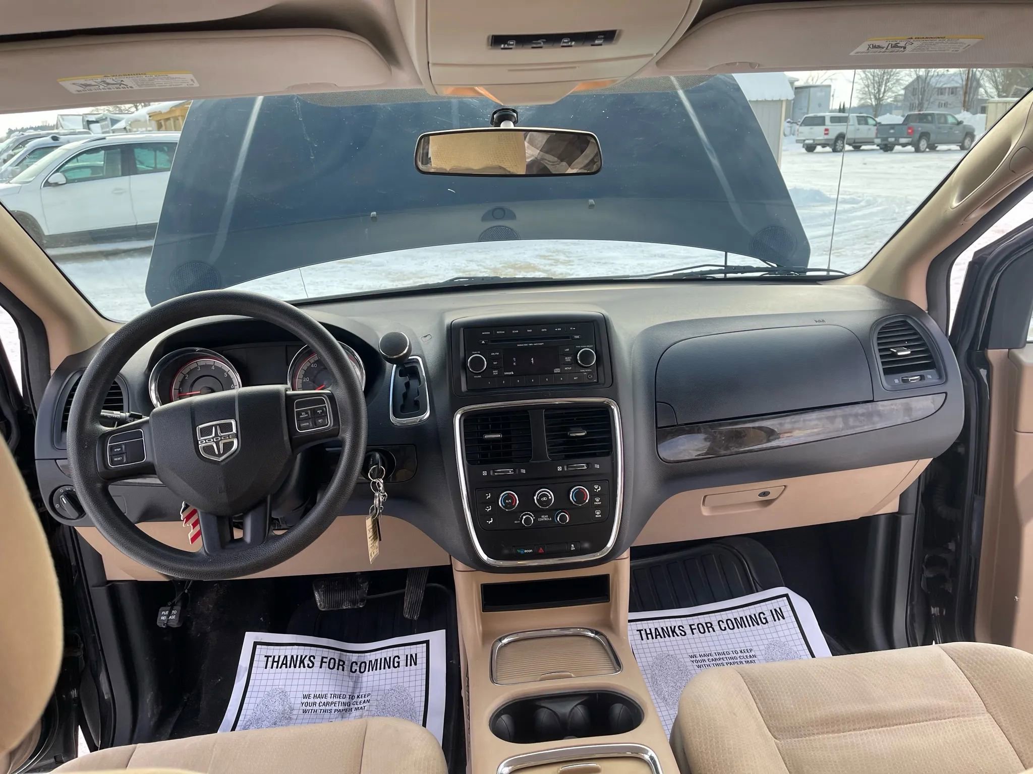 Used 2016 Dodge Grand Caravan SXT image 16