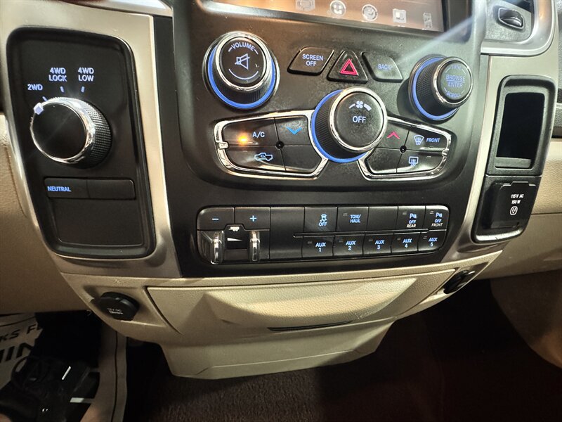 Used 2016 RAM 2500 SLT w/ Popular Equipment Group AWD/4WD image 14