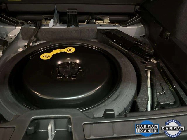 Used 2025 Volvo XC40 B5 Core image 90