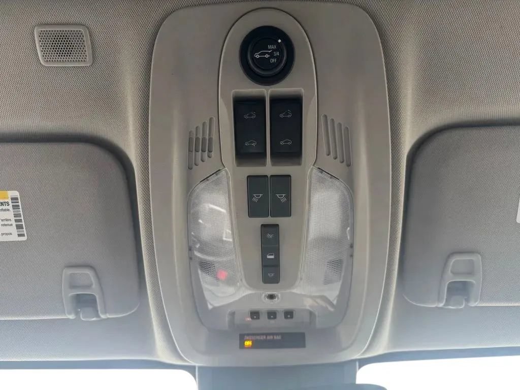 Used 2016 GMC Terrain SLT w/ Open Road Package FWD image 28