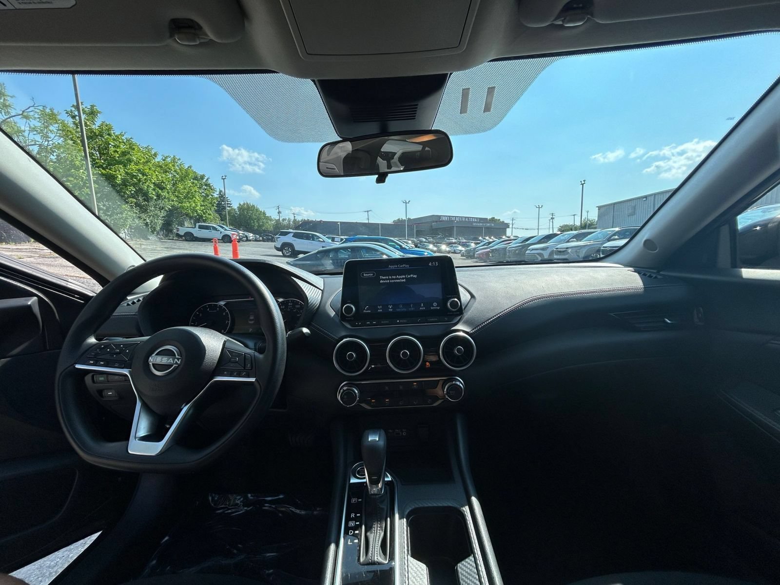 Used 2025 Nissan Sentra SV FWD image 28