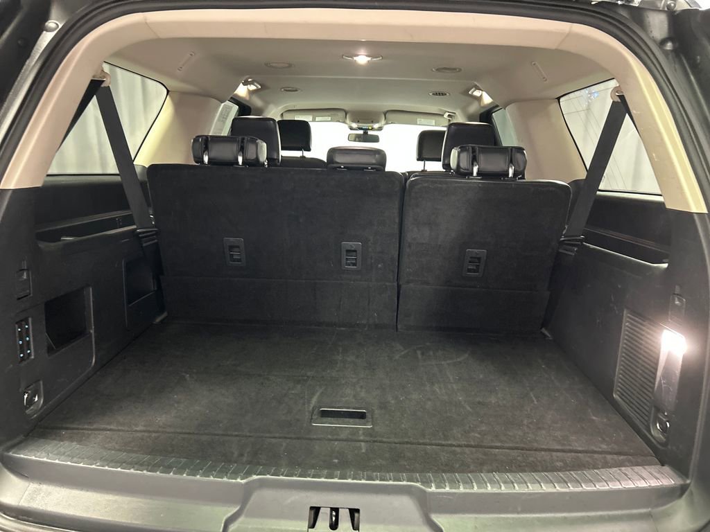 Used 2024 Ford Expedition Max XLT image 25