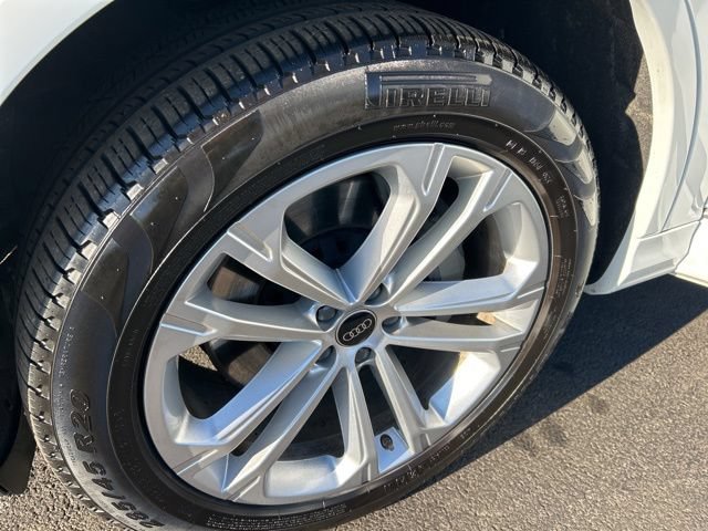 Used 2025 Audi Q7 3.0T Premium Plus AWD/4WD image 10