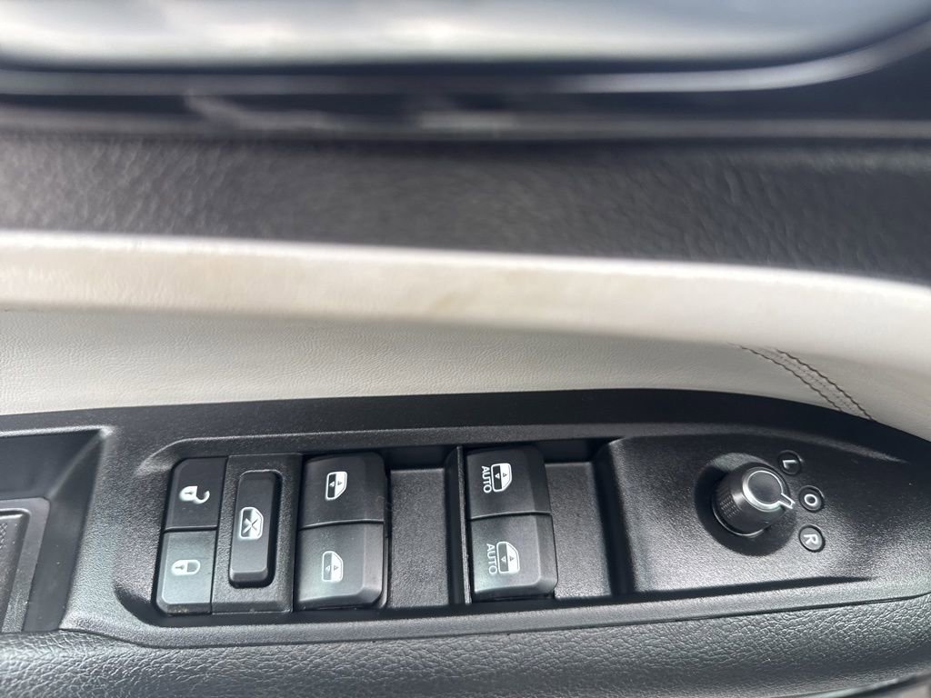 Used 2022 Jeep Compass Limited image 22