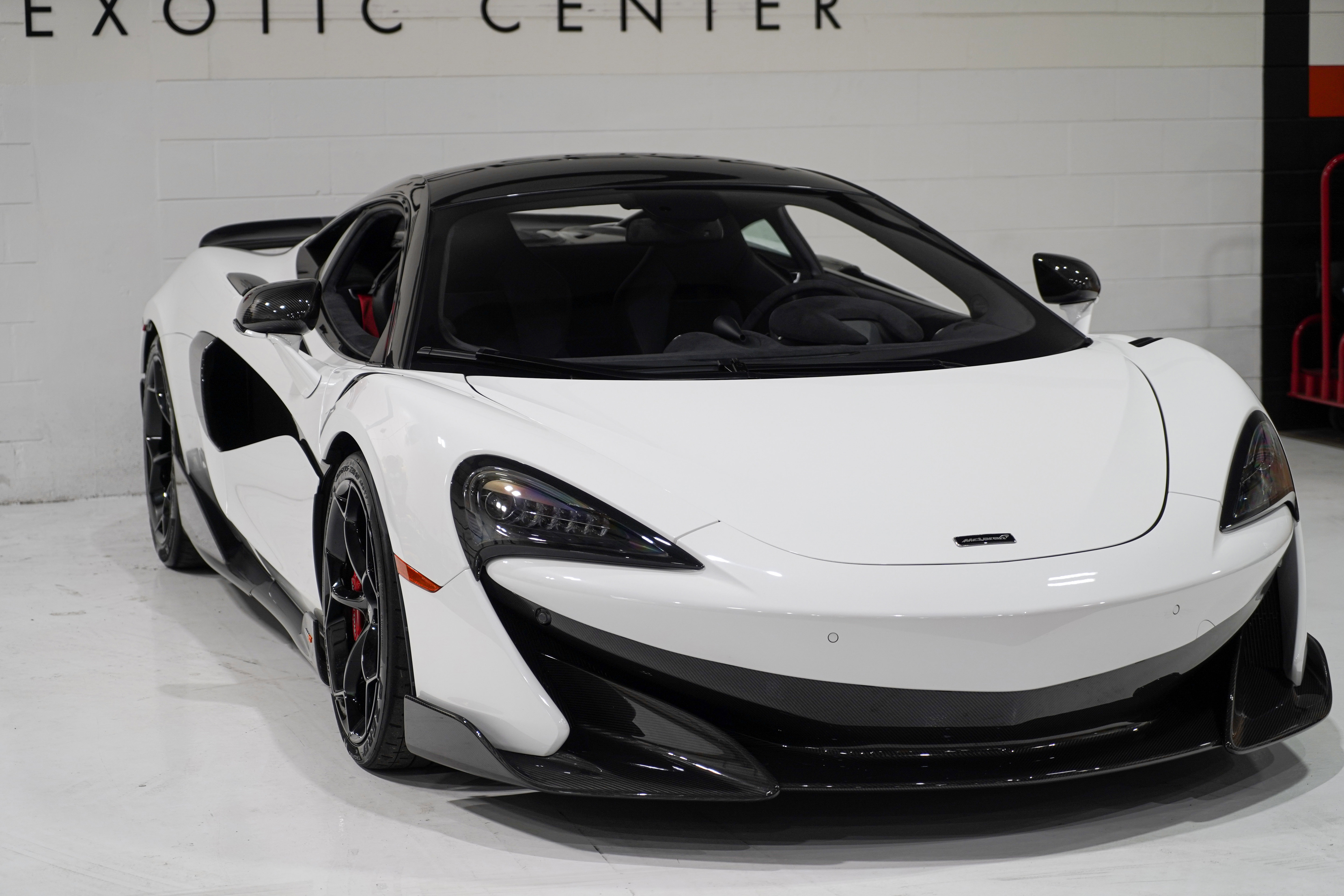 Used 2019 McLaren 600LT RWD image 29