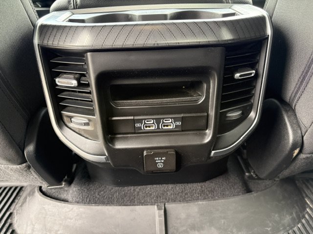 Used 2025 RAM 1500 Big Horn AWD/4WD image 12