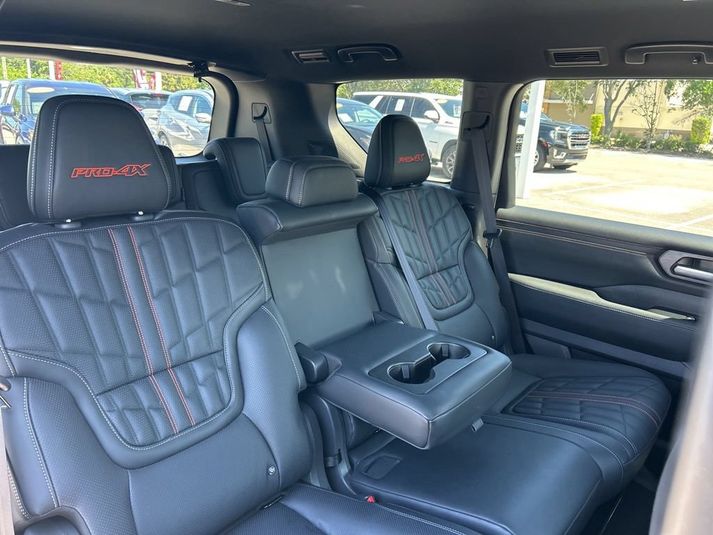Certified 2025 Nissan Armada PRO-4X AWD/4WD image 31