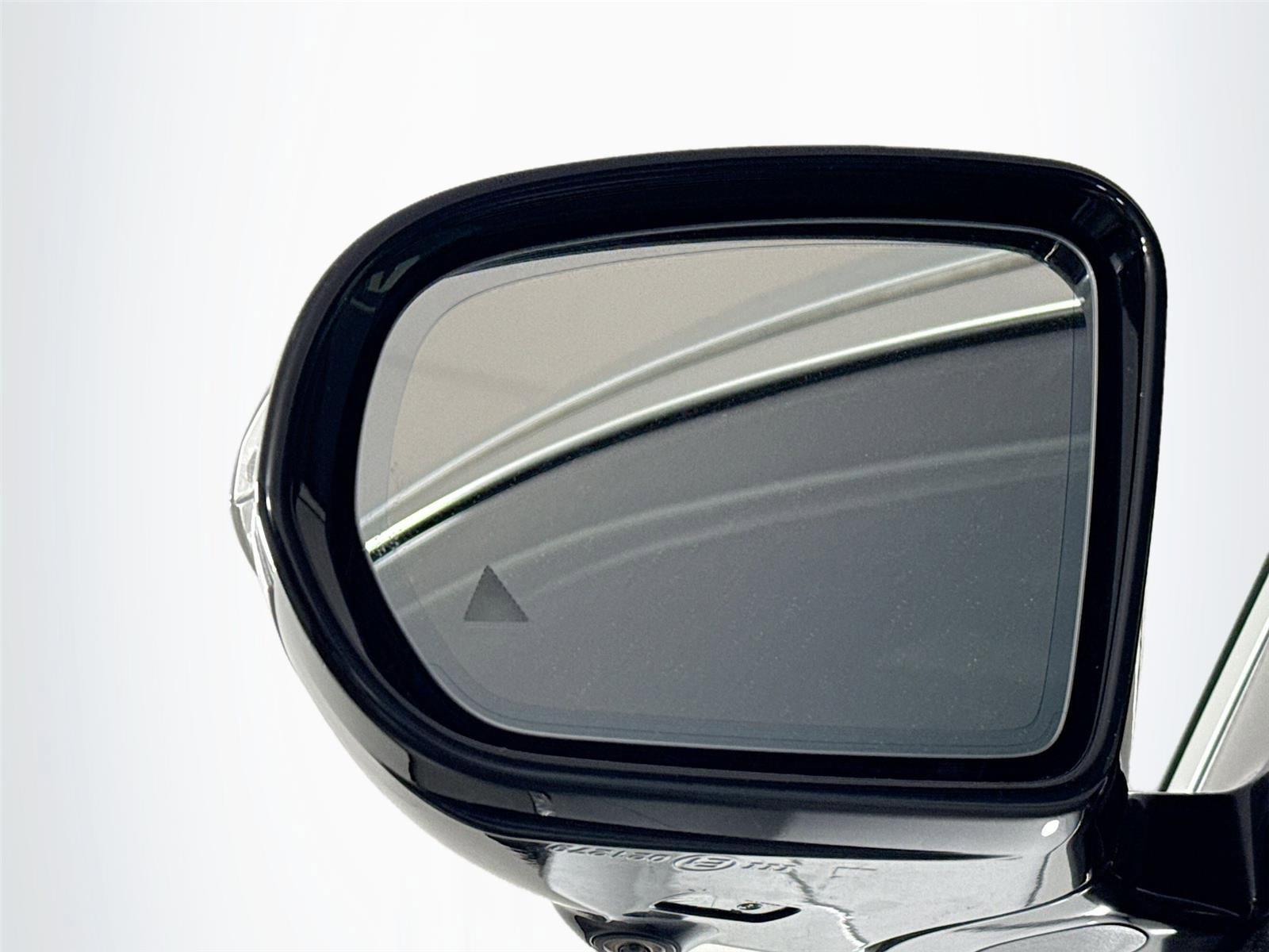 Used 2015 Mercedes-Benz S 550 Sedan image 5