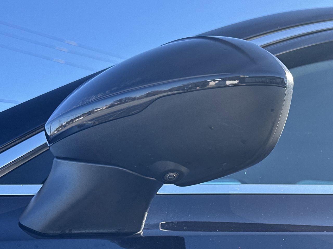 Used 2021 Buick Envision Avenir w/ Technology Package II image 38