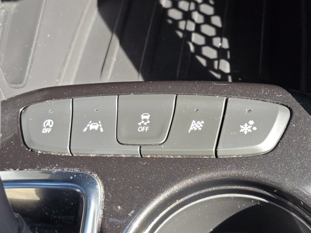 Used 2022 Chevrolet TrailBlazer ACTIV FWD image 28