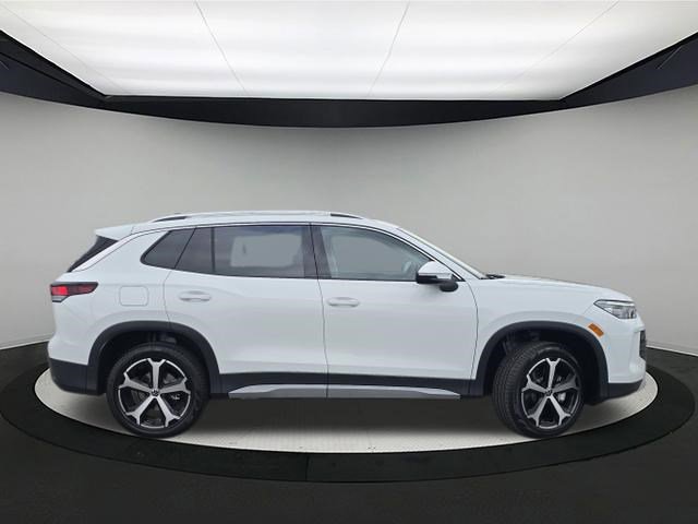 New 2026 Volkswagen Tiguan SE AWD/4WD image 8
