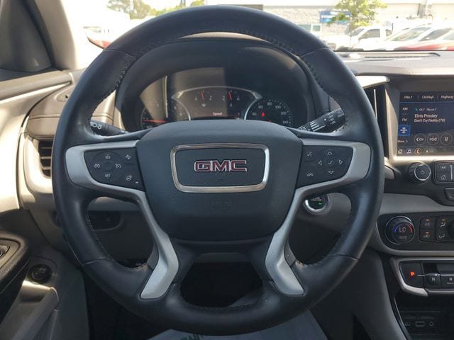 Used 2022 GMC Terrain SLT w/ Infotainment Package II FWD image 24