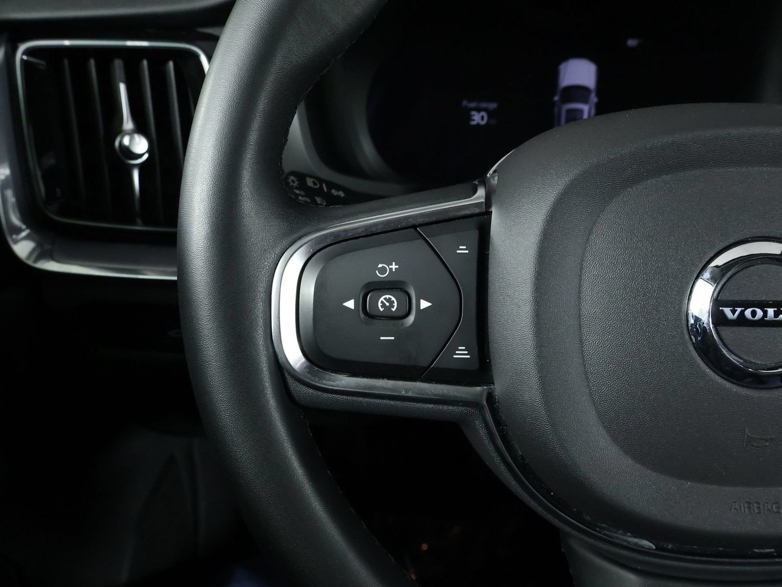 Certified 2023 Volvo S60 B5 Core w/ Climate Package FWD image 10