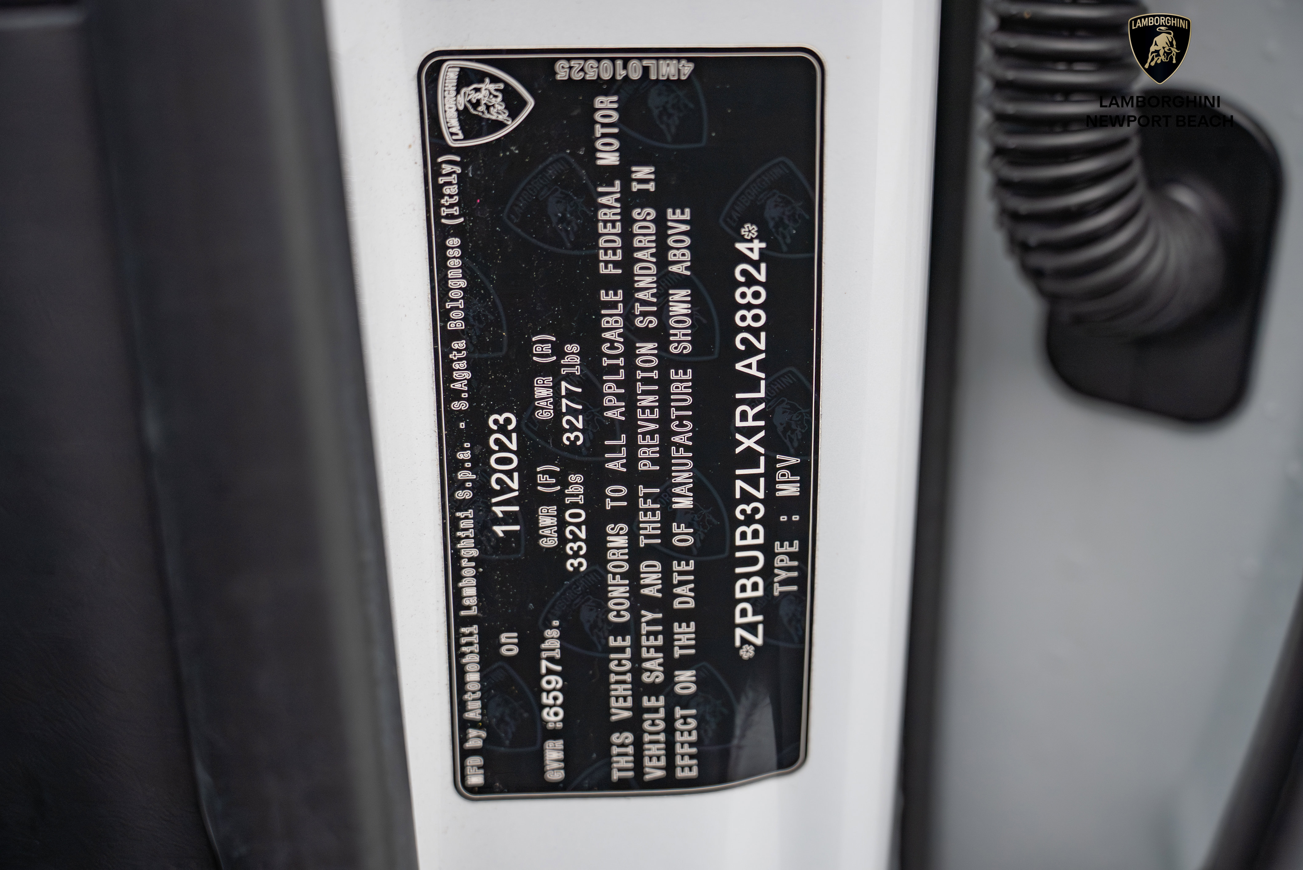 Used 2024 Lamborghini Urus S image 39