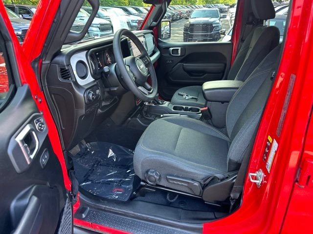 Used 2024 Jeep Wrangler Unlimited Sport AWD/4WD image 25