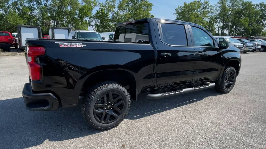 New 2026 Chevrolet Silverado 1500 LT Trail Boss w/ LT Trail Boss Premium Package AWD/4WD image 2