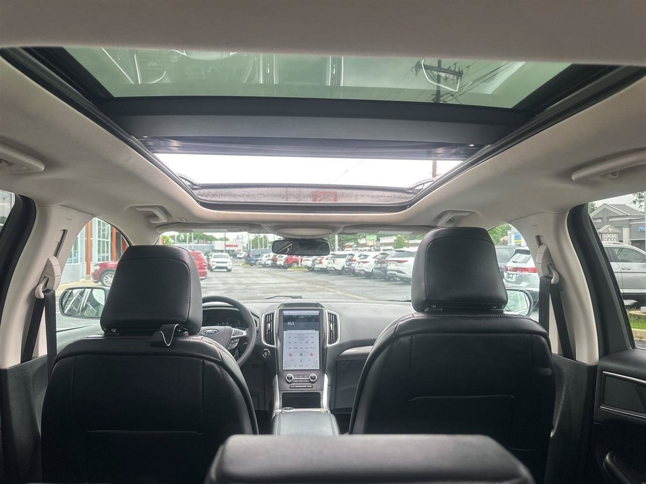 Used 2024 Ford Edge SEL w/ Convenience Package AWD/4WD image 15