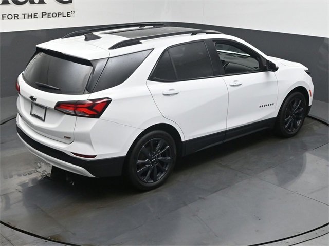 Used 2024 Chevrolet Equinox RS w/ RS Leather Package image 39
