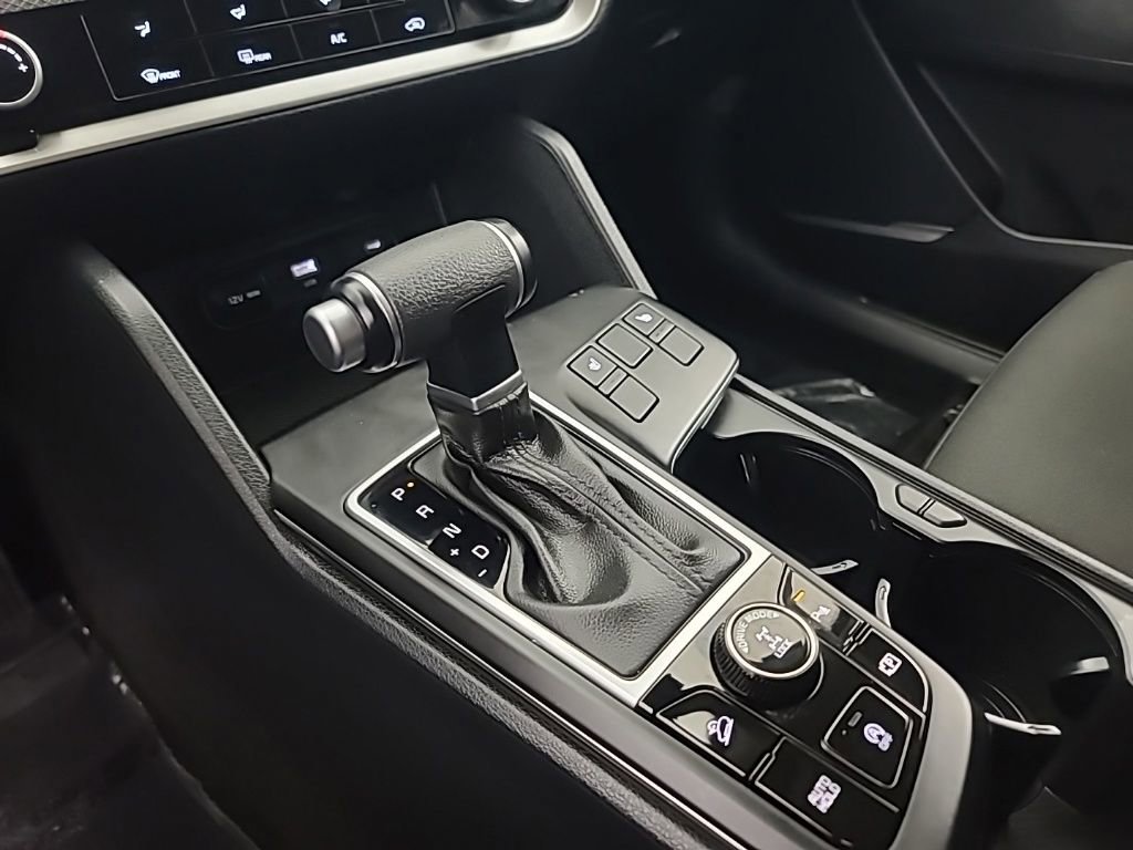 Used 2025 Kia Sportage LX image 37