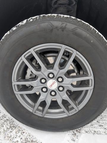 Used 2025 GMC Acadia Elevation AWD/4WD image 7