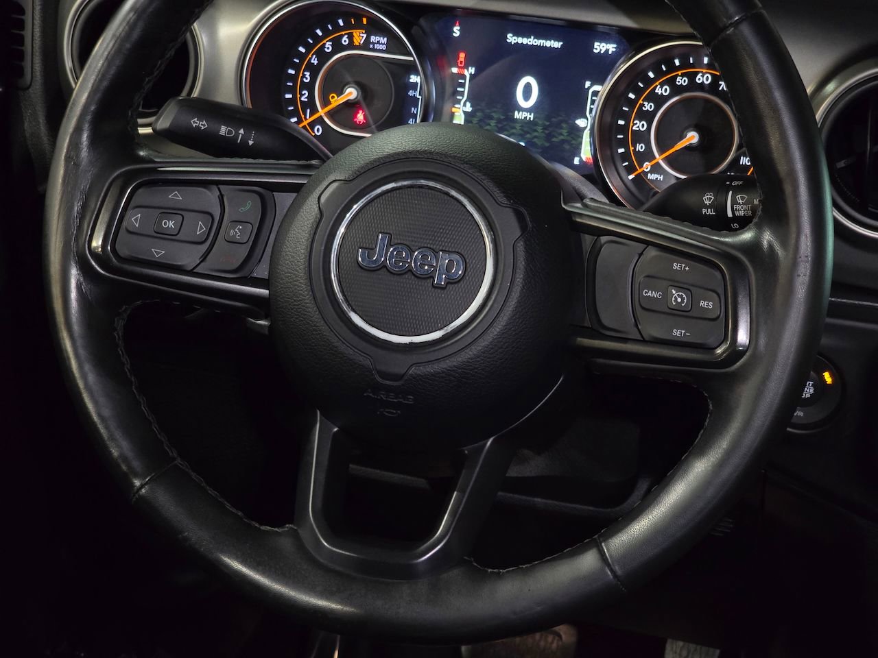 Used 2021 Jeep Gladiator Willys image 22