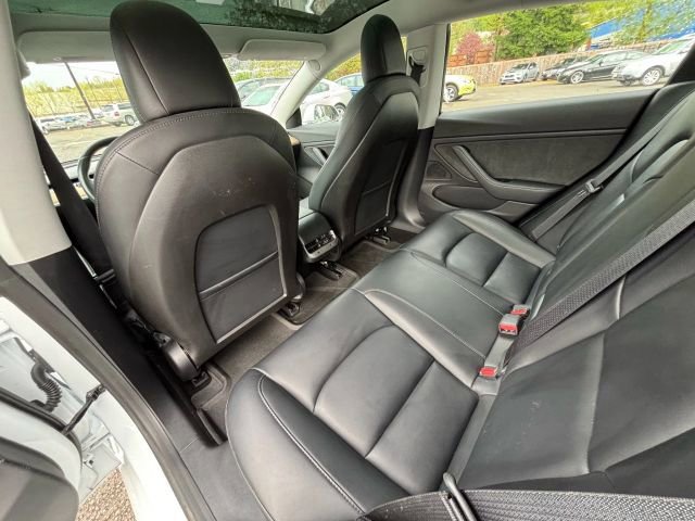 Used 2018 Tesla Model 3 Mid Range image 25