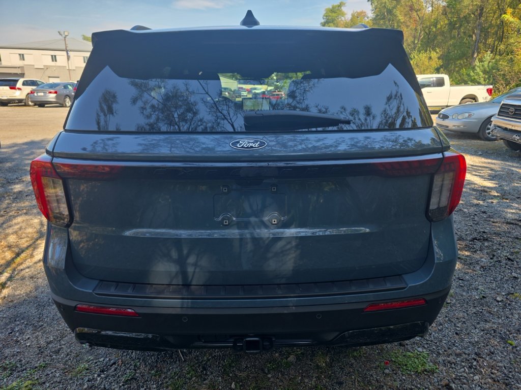 New 2027 Ford Explorer ST-Line w/ ST-Line Street Pack AWD/4WD image 7