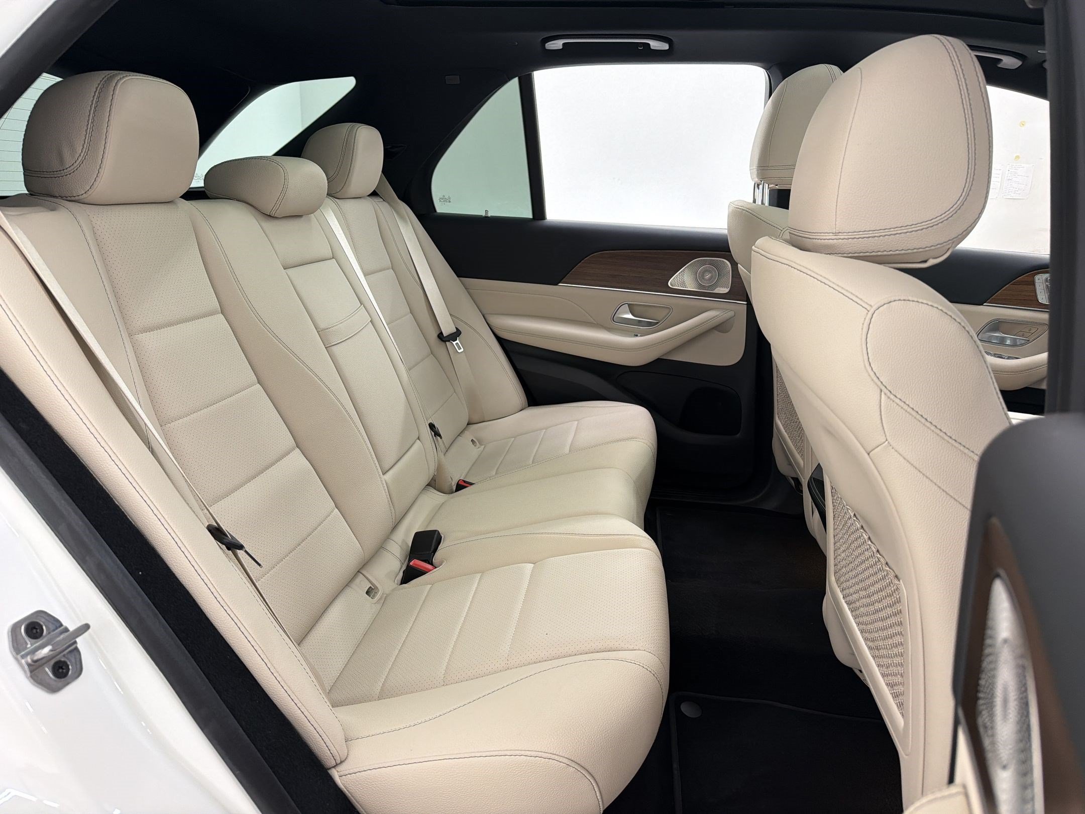 Used 2025 Mercedes-Benz GLE 450 4MATIC image 31