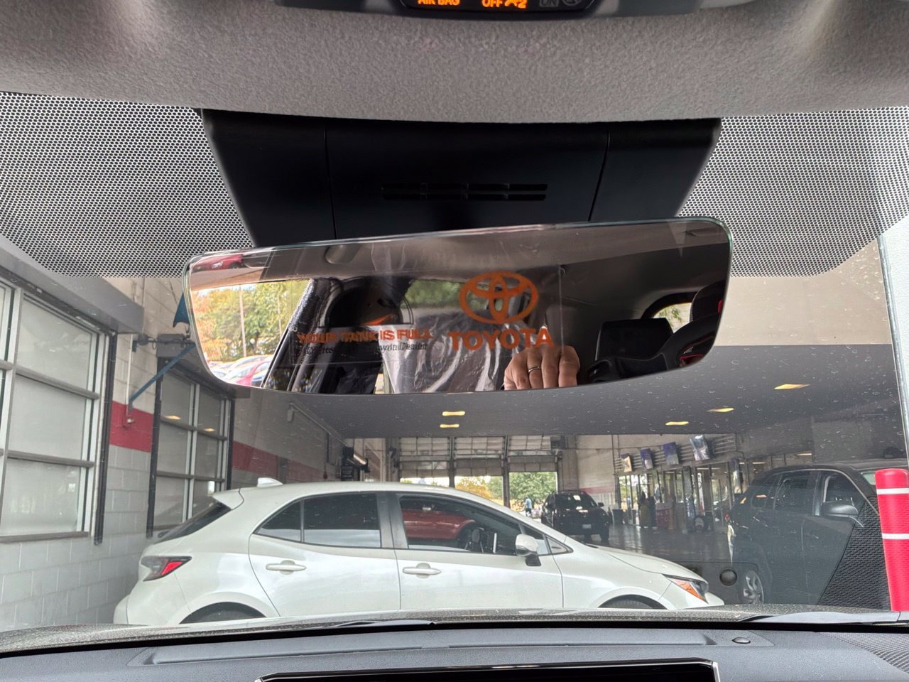 New 2026 Toyota Corolla Cross XLE w/ Convenience Package FWD image 18