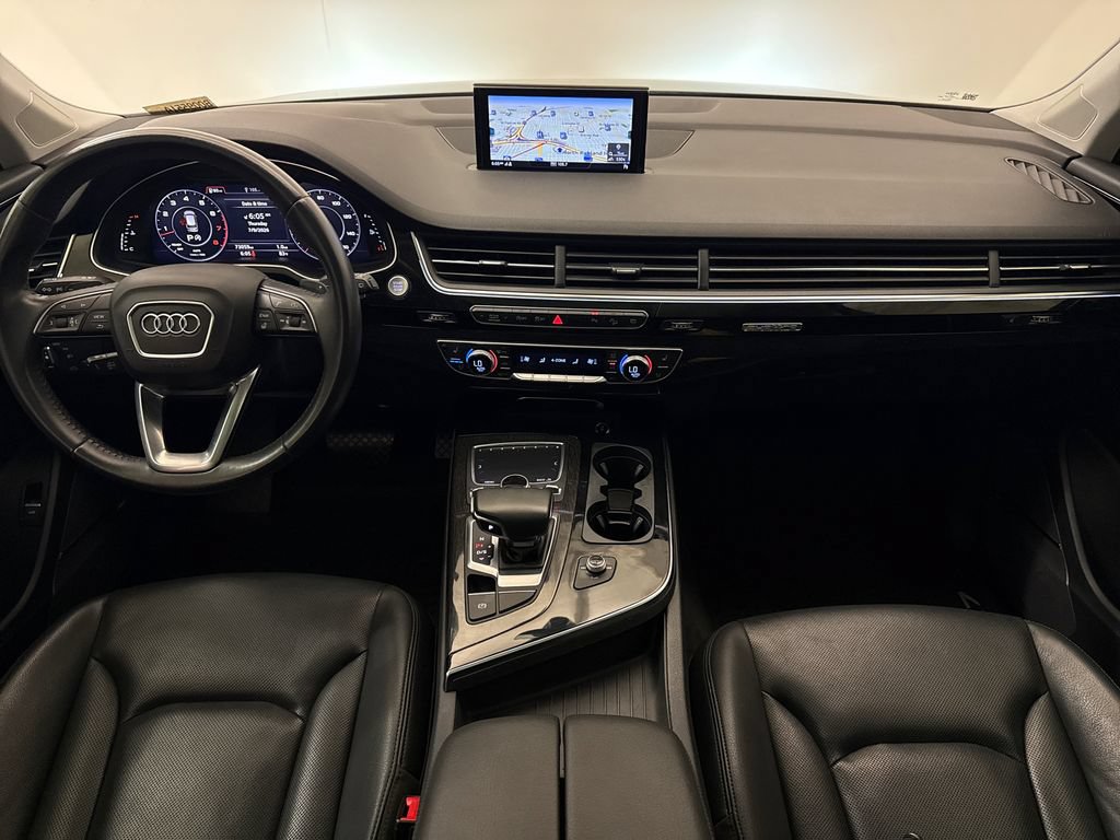 Used 2019 Audi Q7 3.0T Premium Plus w/ Premium Plus Package AWD/4WD image 13