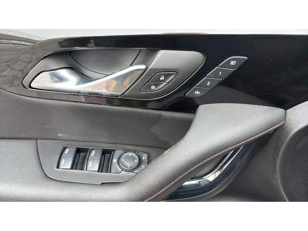 Used 2025 Chevrolet Blazer RS w/ Enhanced Convenience Package image 19