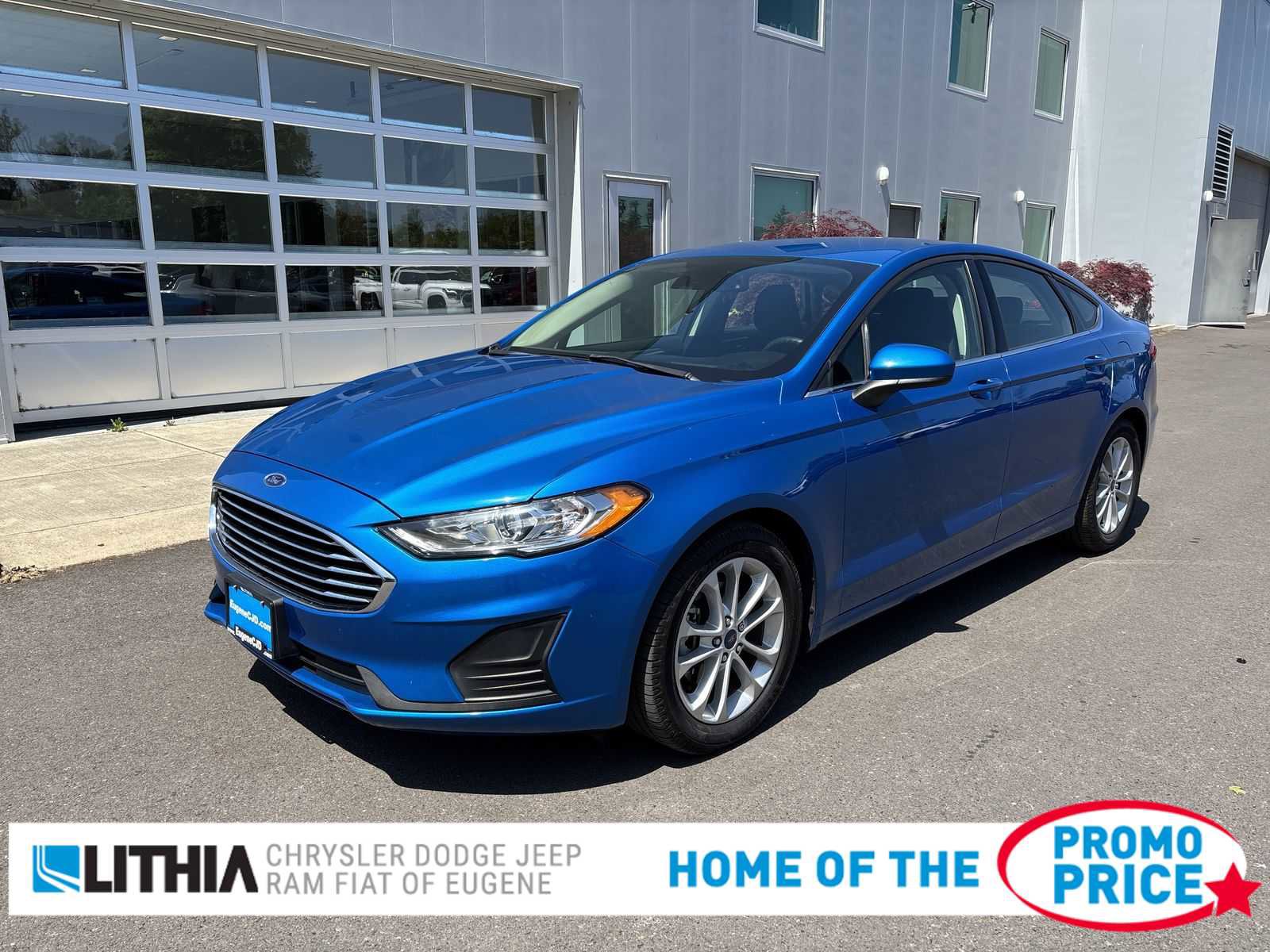 Used 2019 Ford Fusion SE FWD image 1
