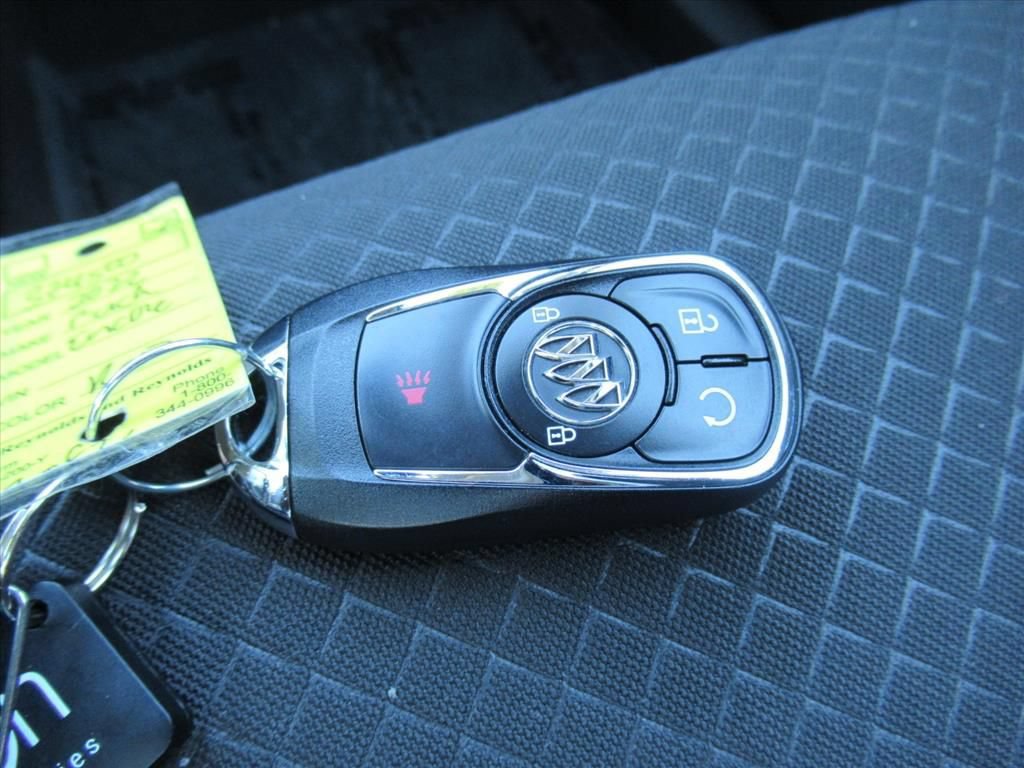 Used 2022 Buick Encore Preferred w/ Safety Package FWD image 26