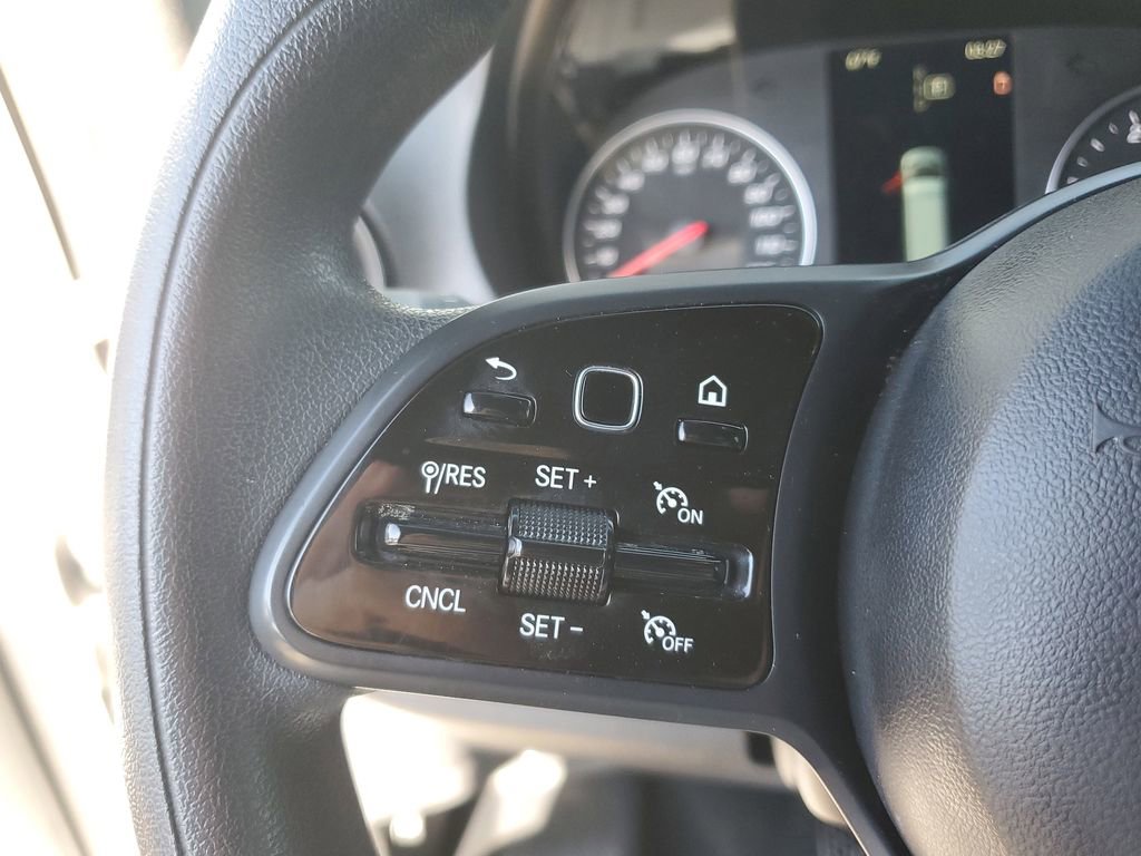 Used 2023 Mercedes-Benz Sprinter 2500 image 25