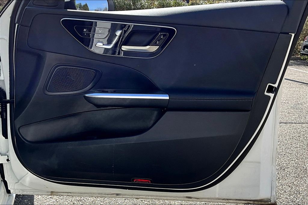 Used 2025 Mercedes-Benz C 300 4MATIC Sedan image 19