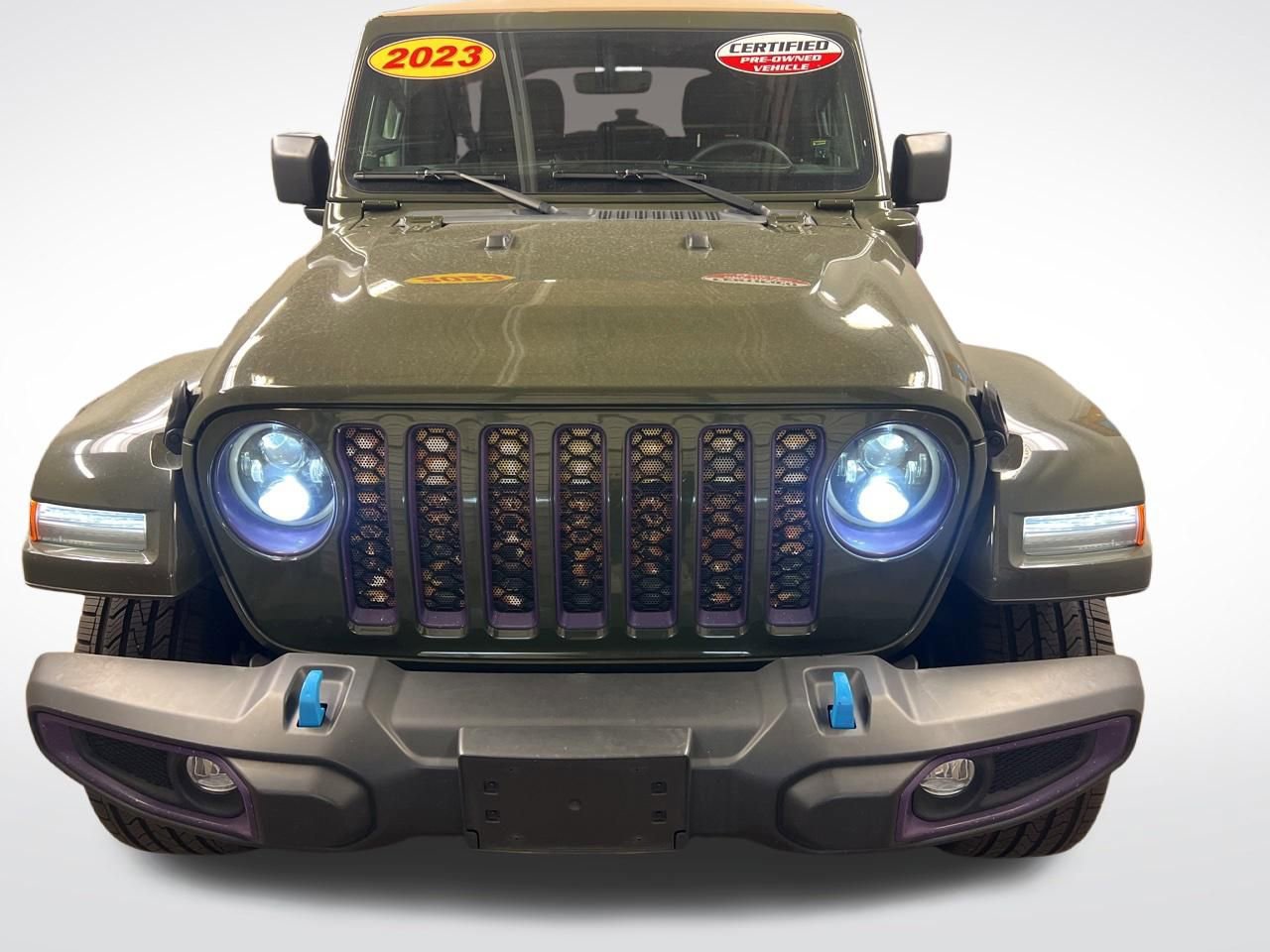 Used 2023 Jeep Wrangler Unlimited Sahara w/ Cold Weather Group AWD/4WD image 31