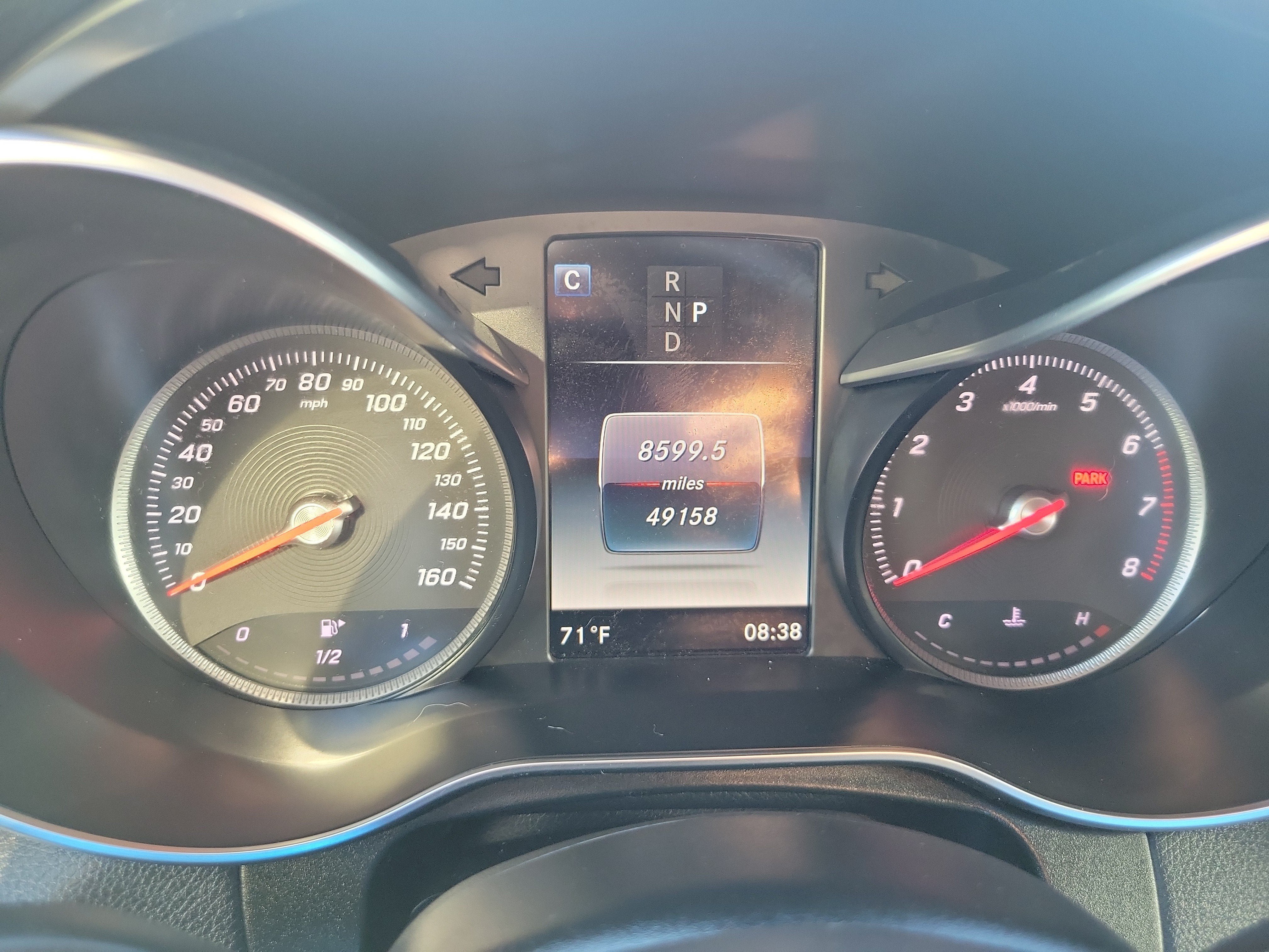 Used 2018 Mercedes-Benz GLC 300 4MATIC image 21