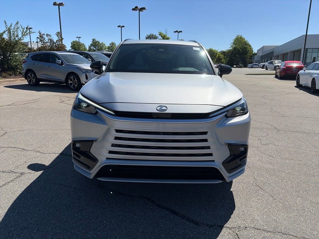 Certified 2025 Lexus TX 500h AWD w/ Technology Package image 6