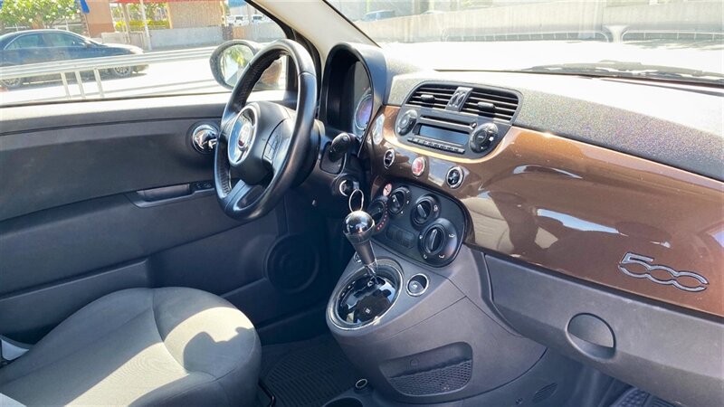 Used 2015 FIAT 500 Pop FWD image 11