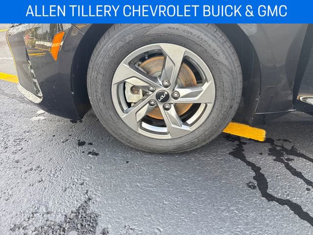 Used 2022 Kia K5 LXS image 24