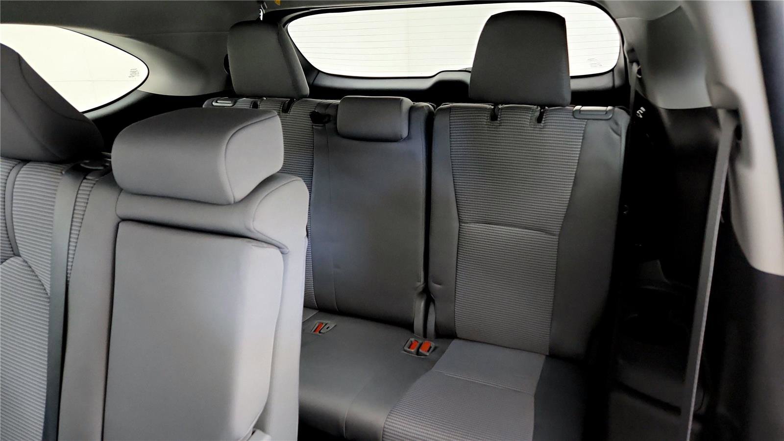Used 2023 Toyota Highlander LE image 22