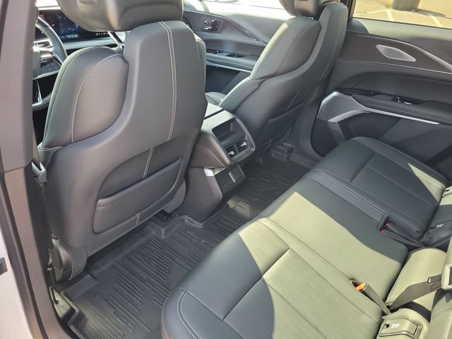 Certified 2024 Cadillac Lyriq Sport w/ LPO, Floor Liner Package AWD/4WD image 23