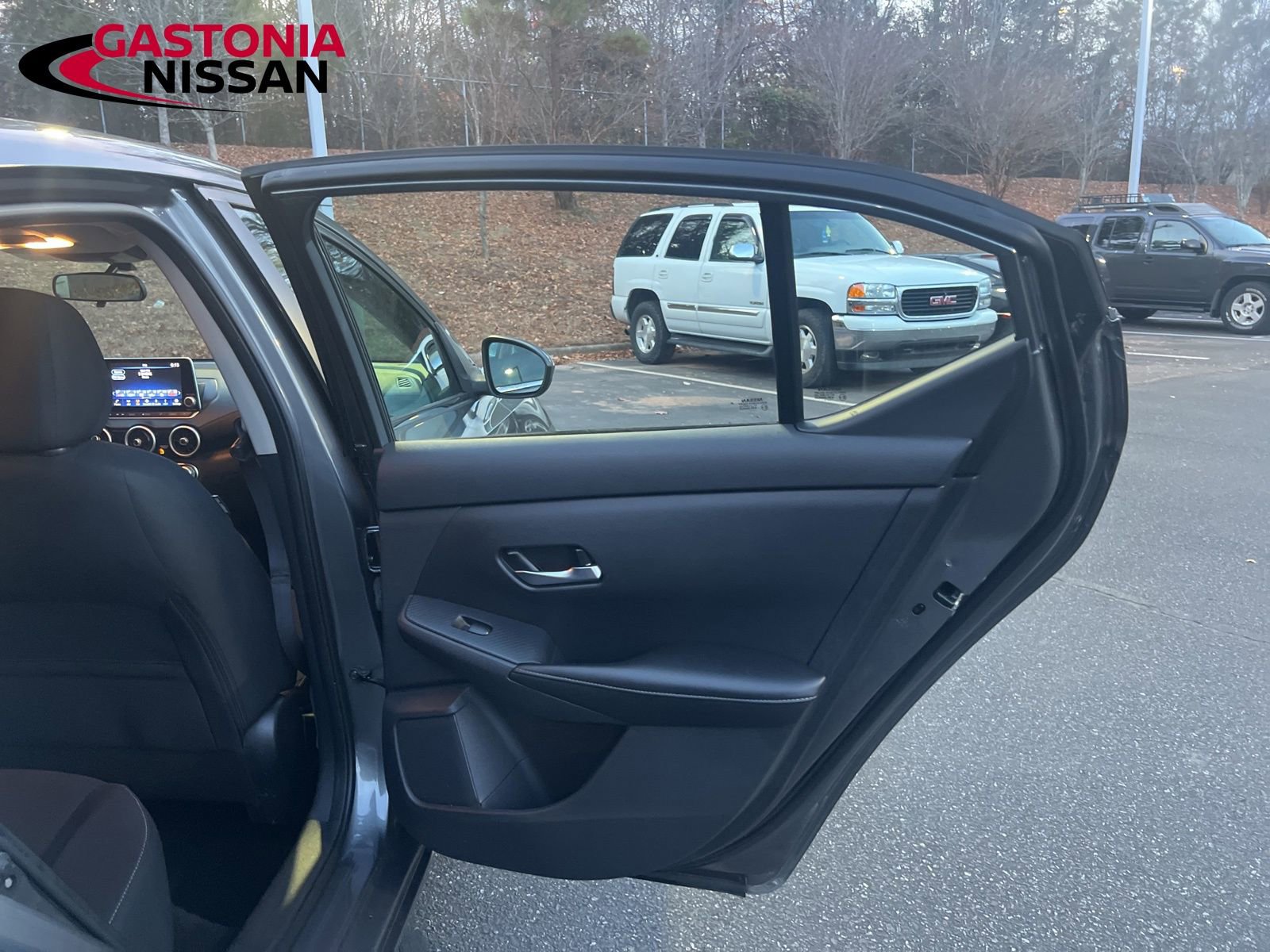 Used 2021 Nissan Sentra SV image 30