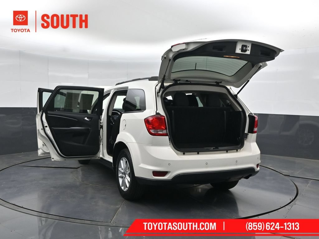 Used 2019 Dodge Journey SE FWD image 58