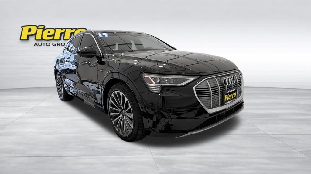 Used 2019 Audi e-tron Prestige AWD/4WD image 10