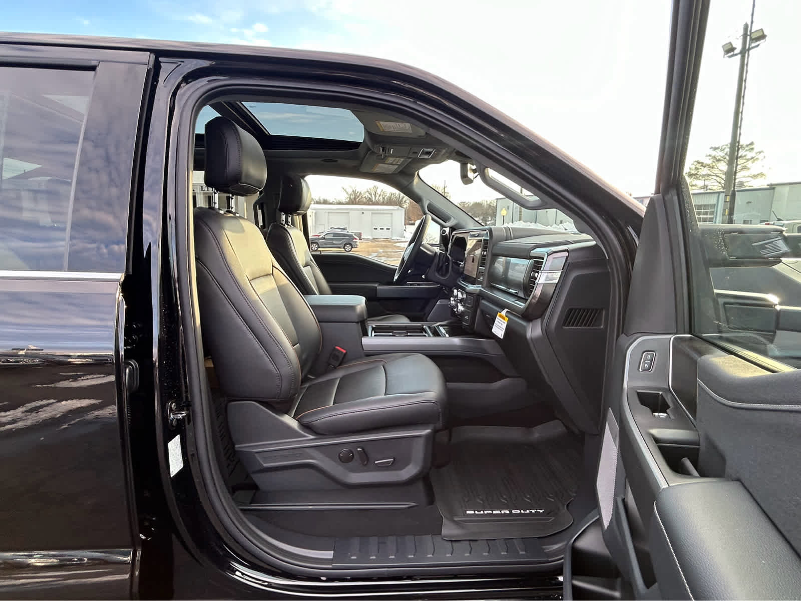 New 2026 Ford F250 Lariat w/ Lariat Ultimate Package image 18