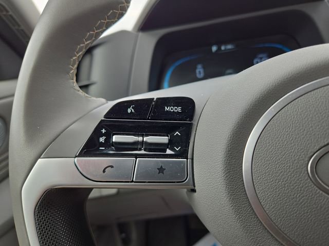 Certified 2025 Hyundai Elantra Sport image 19