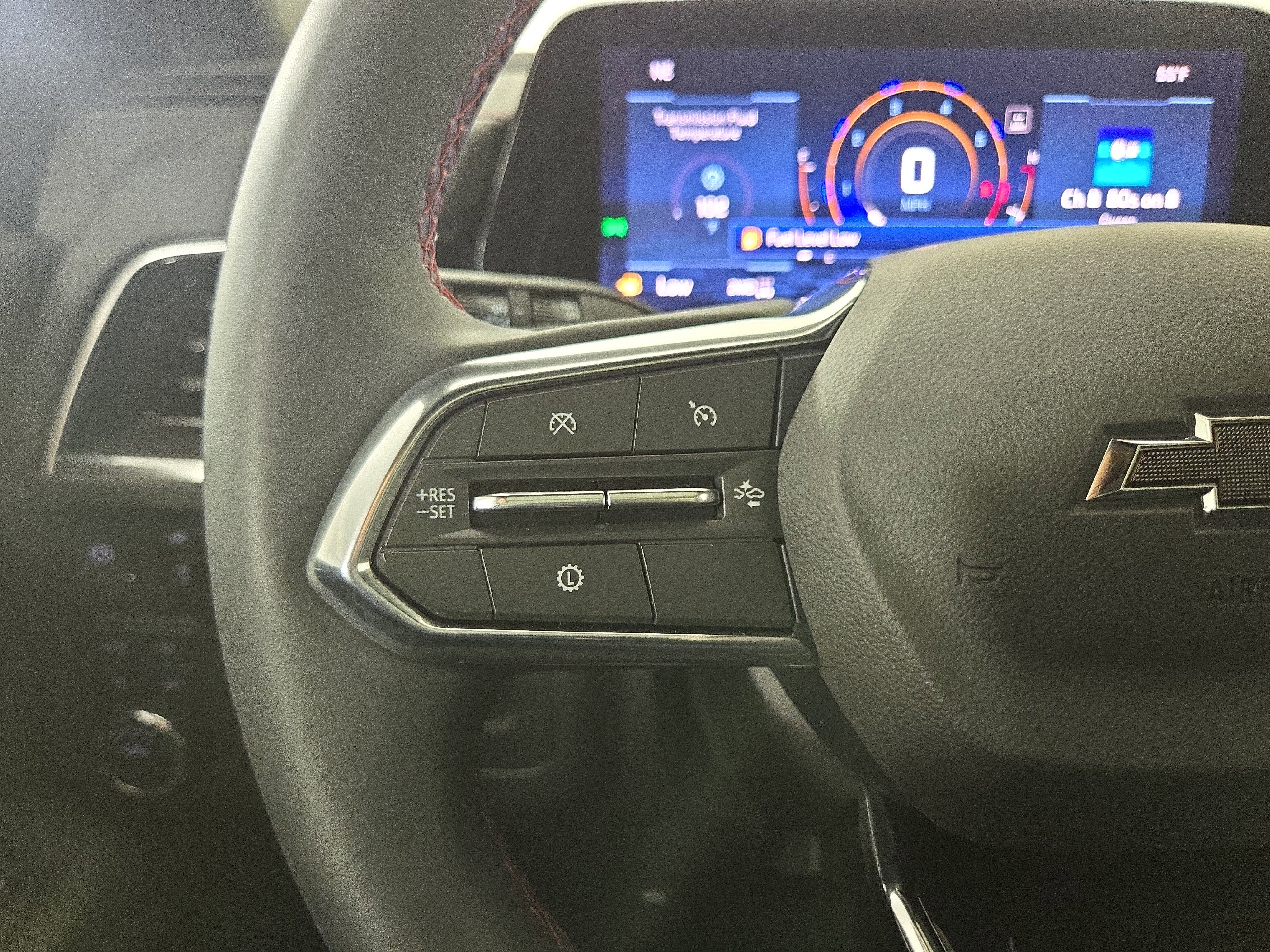 Used 2025 Chevrolet Tahoe RST w/ Comfort Package image 17