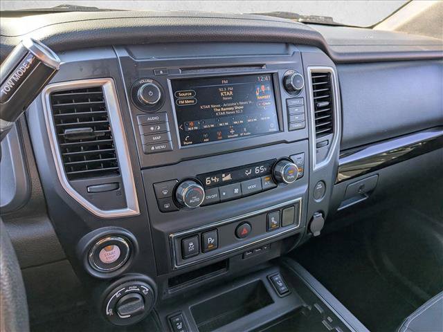 Used 2019 Nissan Titan SV w/ SV Convenience Package image 12