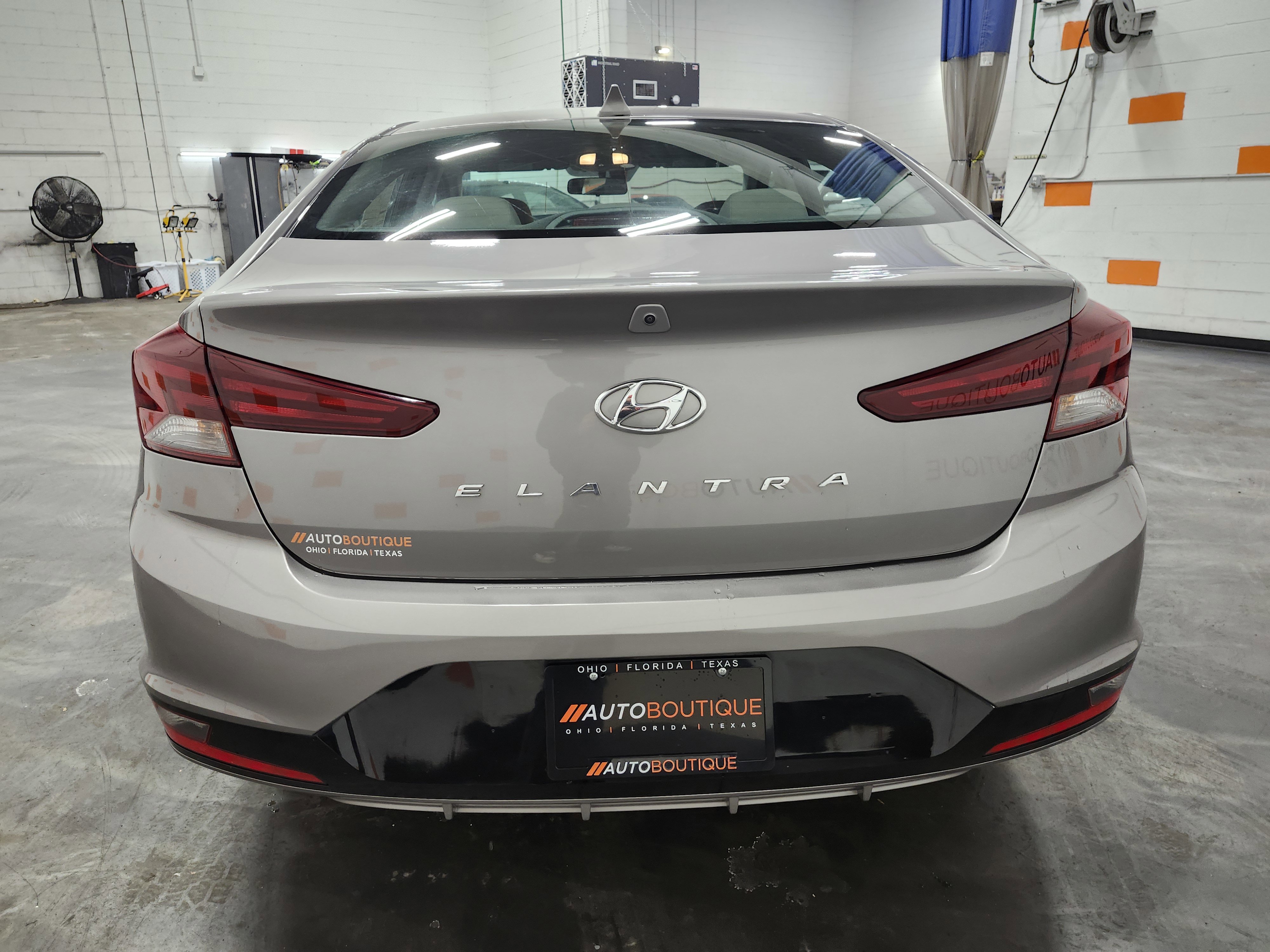 Used 2020 Hyundai Elantra SEL image 14